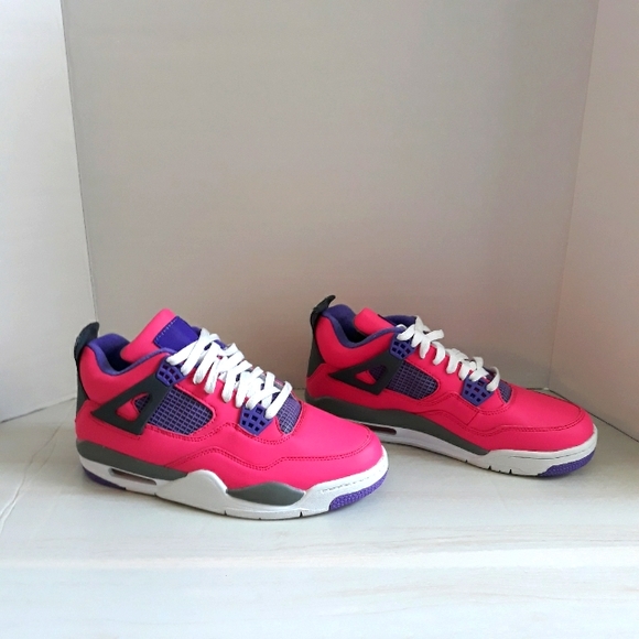 Hua Shoes - Hua Athletic Shoes Size 7